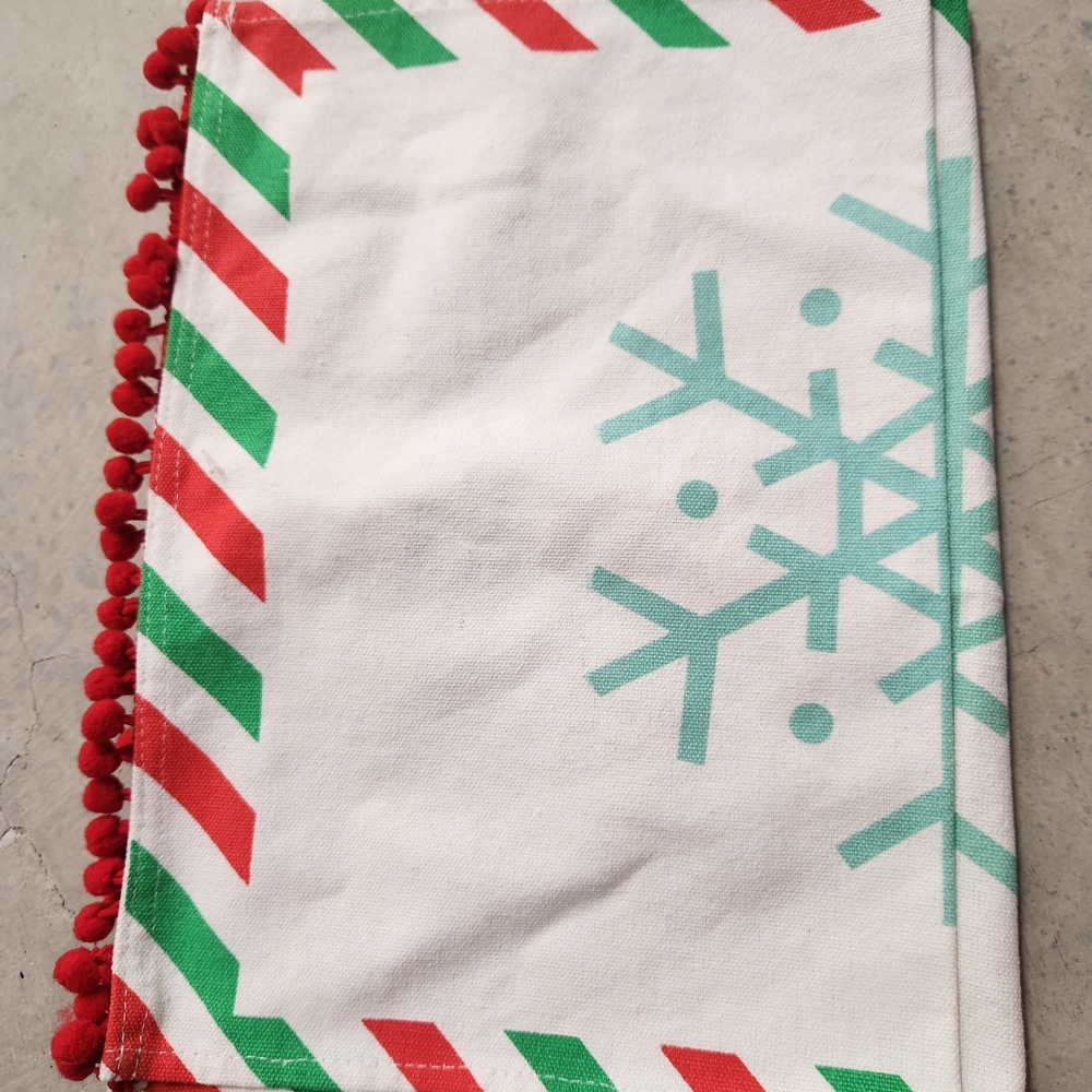 Festive Snowflake Pouch with‎ Red and Green Accents